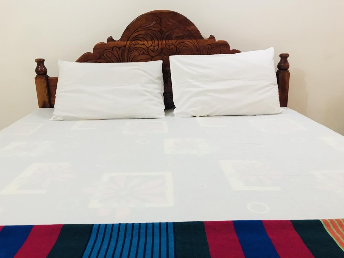 Emarald Holiday Homes Anuradhapura Esterno foto