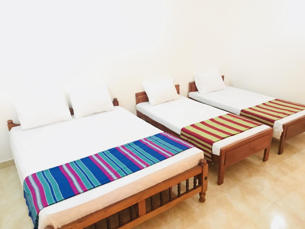 Emarald Holiday Homes Anuradhapura Esterno foto